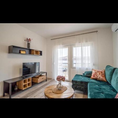 Apartman Jan คาร์โลบัก ภายนอก รูปภาพ