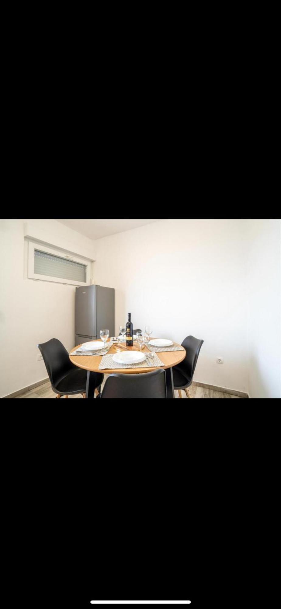 Apartman Jan คาร์โลบัก ภายนอก รูปภาพ