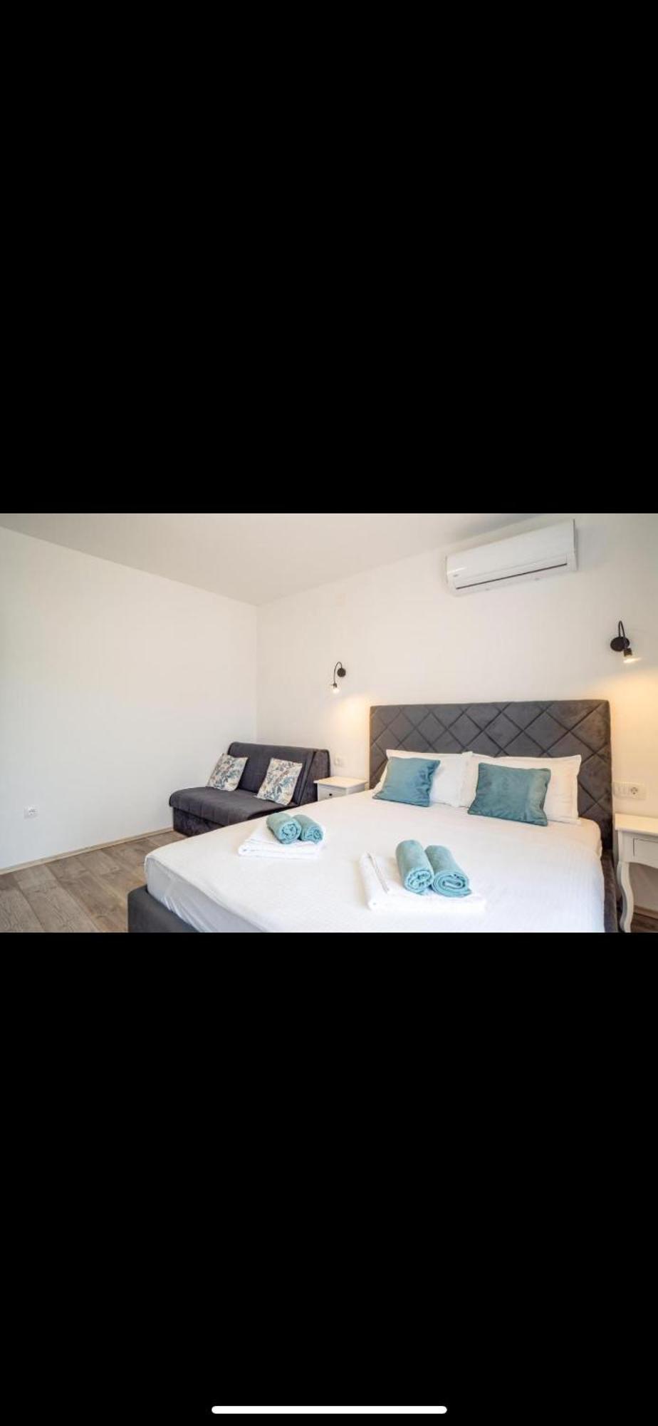 Apartman Jan คาร์โลบัก ภายนอก รูปภาพ